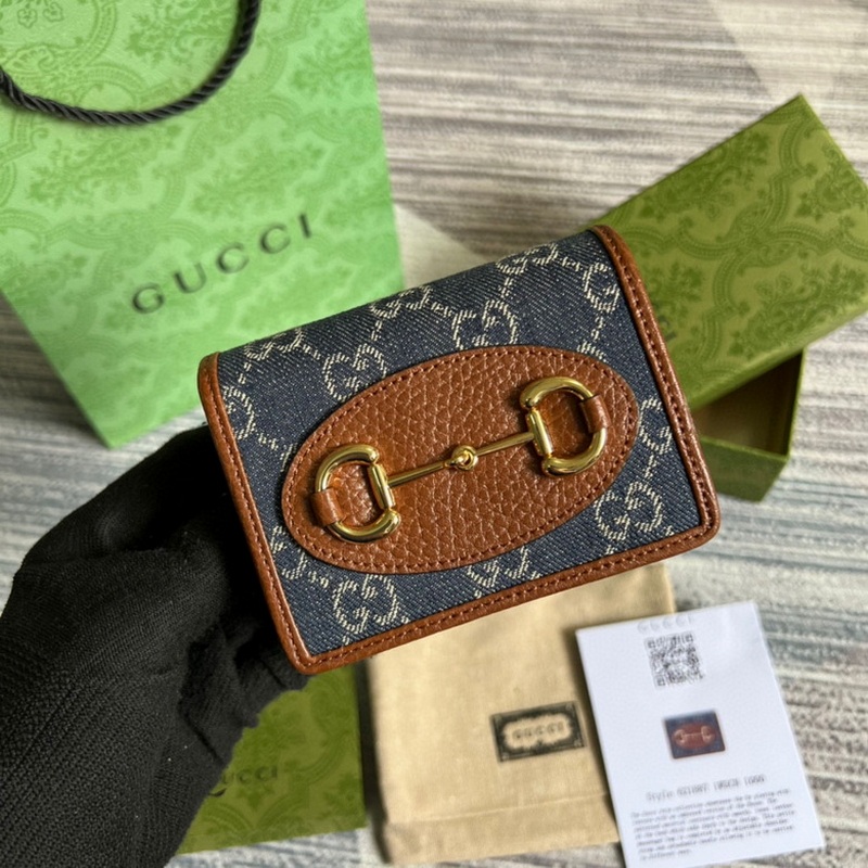 Gucci Wallets 36